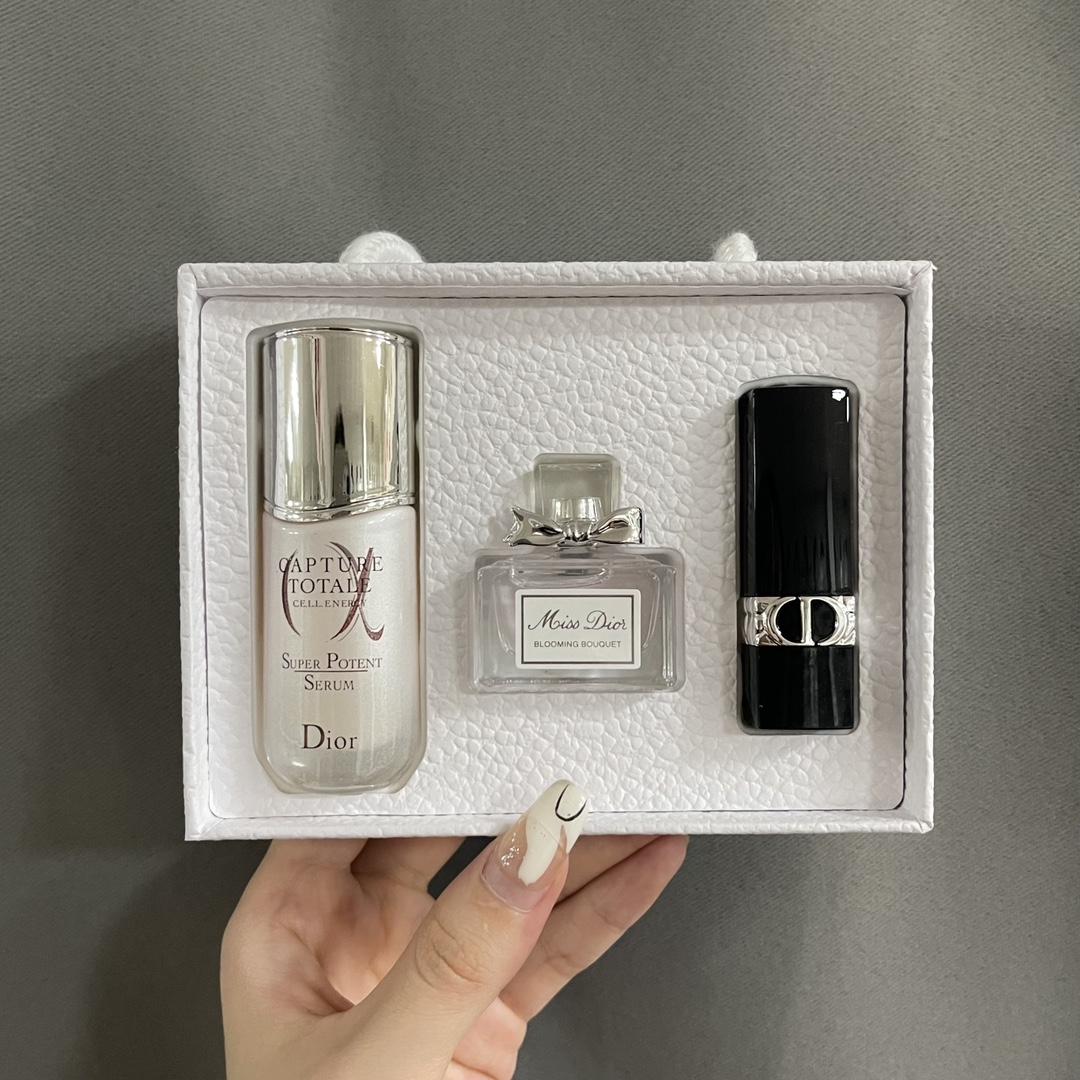 Dior Beauty Miss Dior Discovery KitAuthentic guarantee