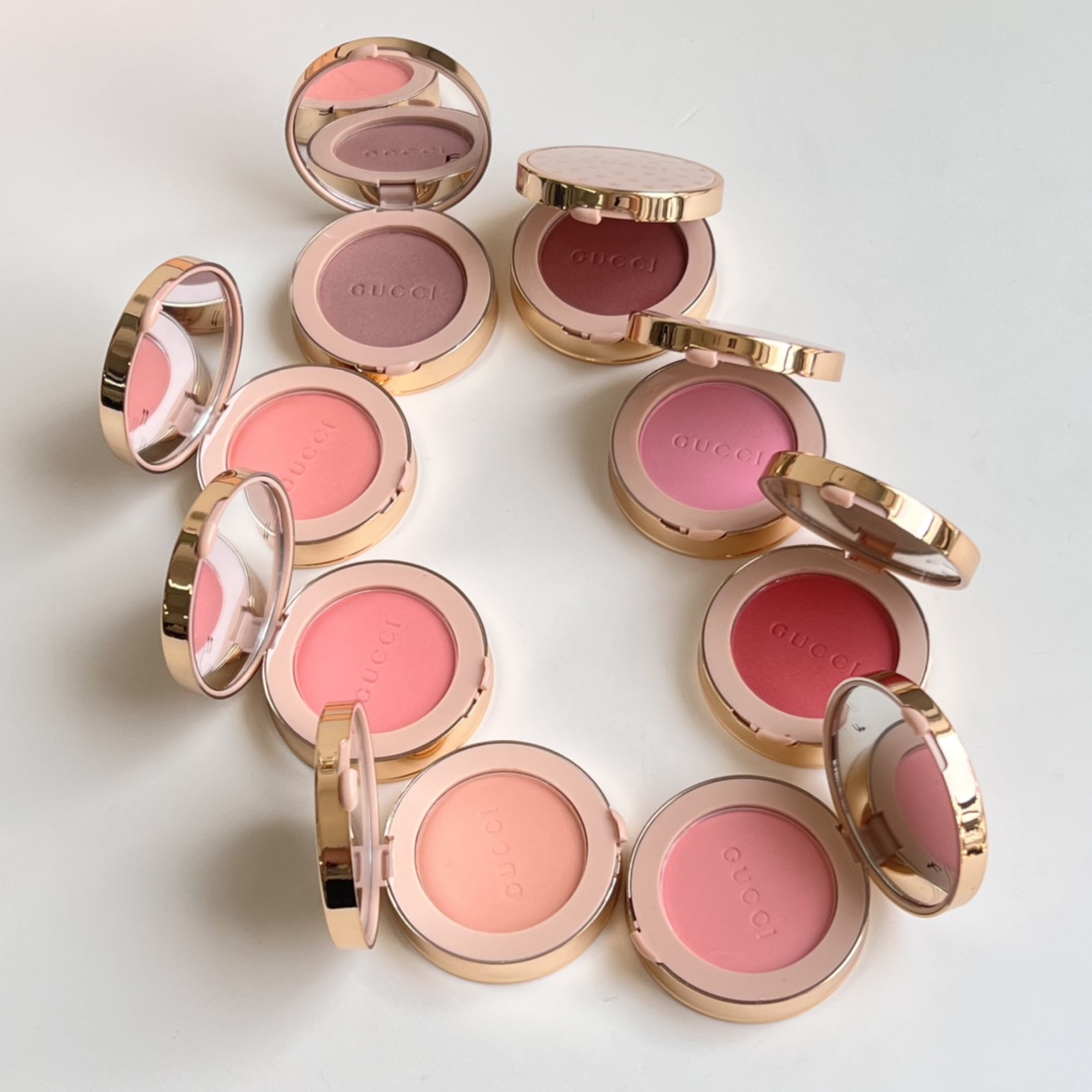 Gucci Blush De Beaut Cheeks & Eyes Powder 5.5g