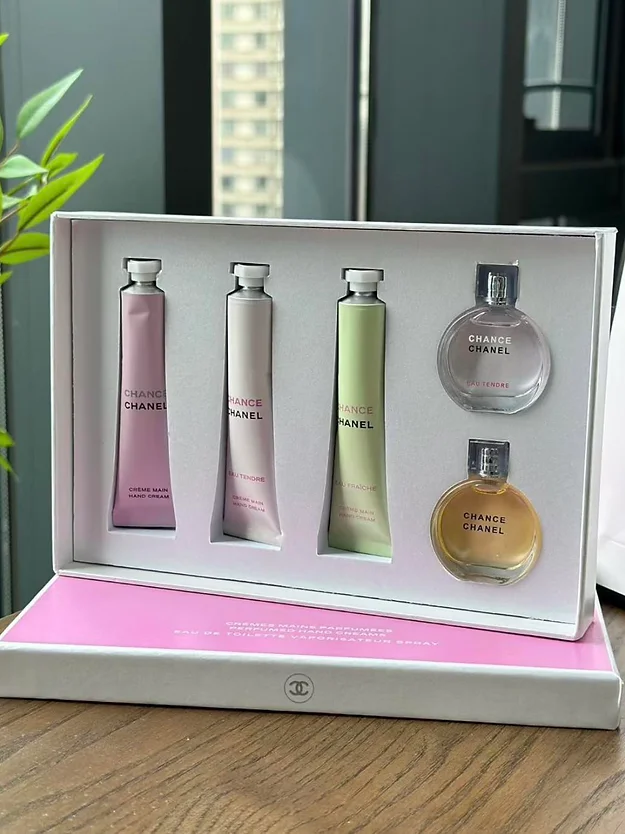 Chanel Encounter Series 3+2 SetAuthentic guarantee